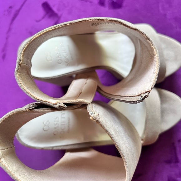 Oasis Society platform never worn - Picture 6 of 11